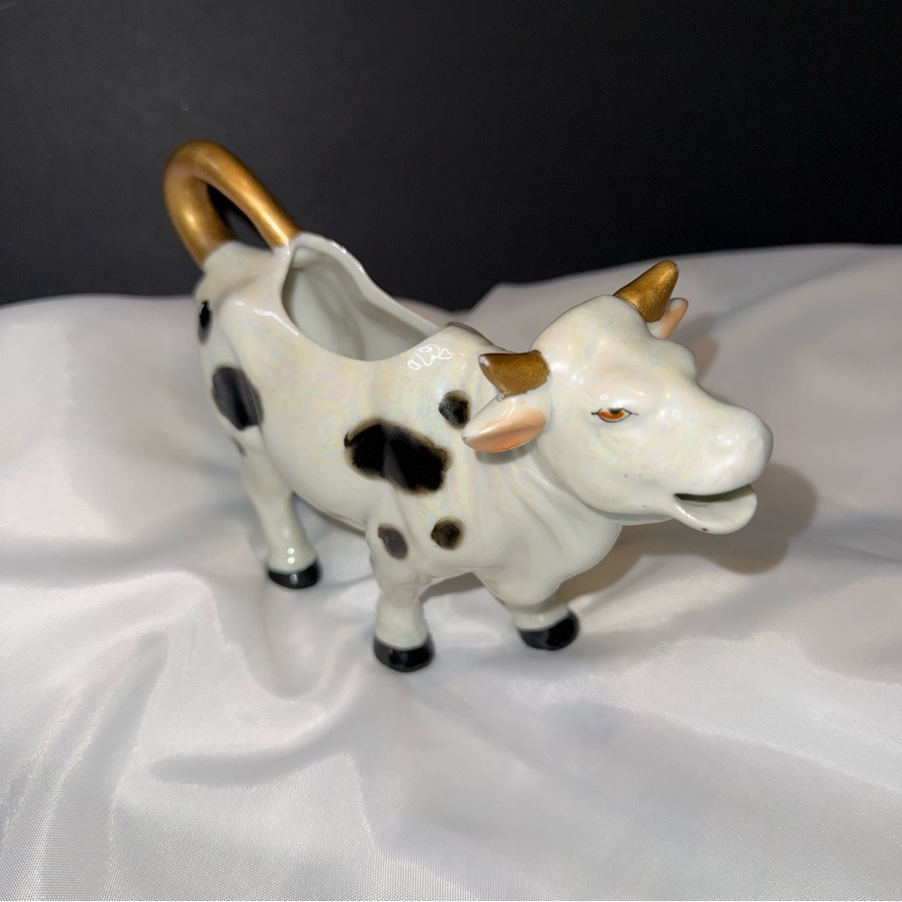 Rare Vintage Porcelain Cow Creamer Hand‎ Painted Gold Accents Cow Lovers Gift